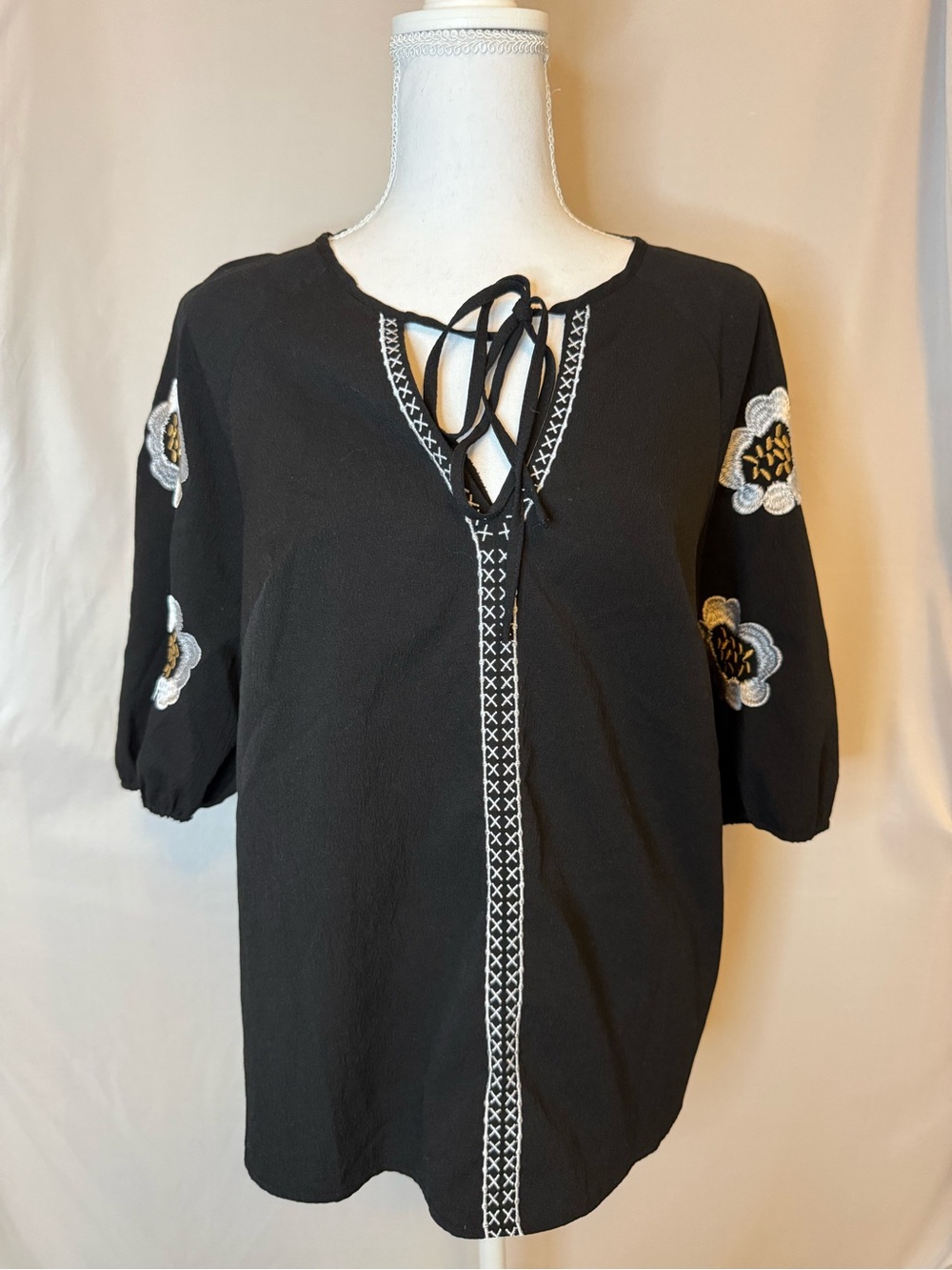 Boho Black Tunic Top Floral Embroidered Split Neck Short Sleeve